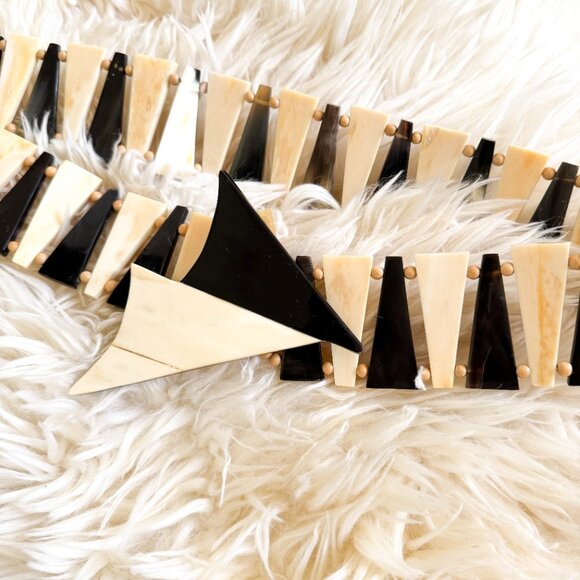 VINTAGE Jerry Moss Handcarved Genuine Horn Belt - Picture 2 of 3